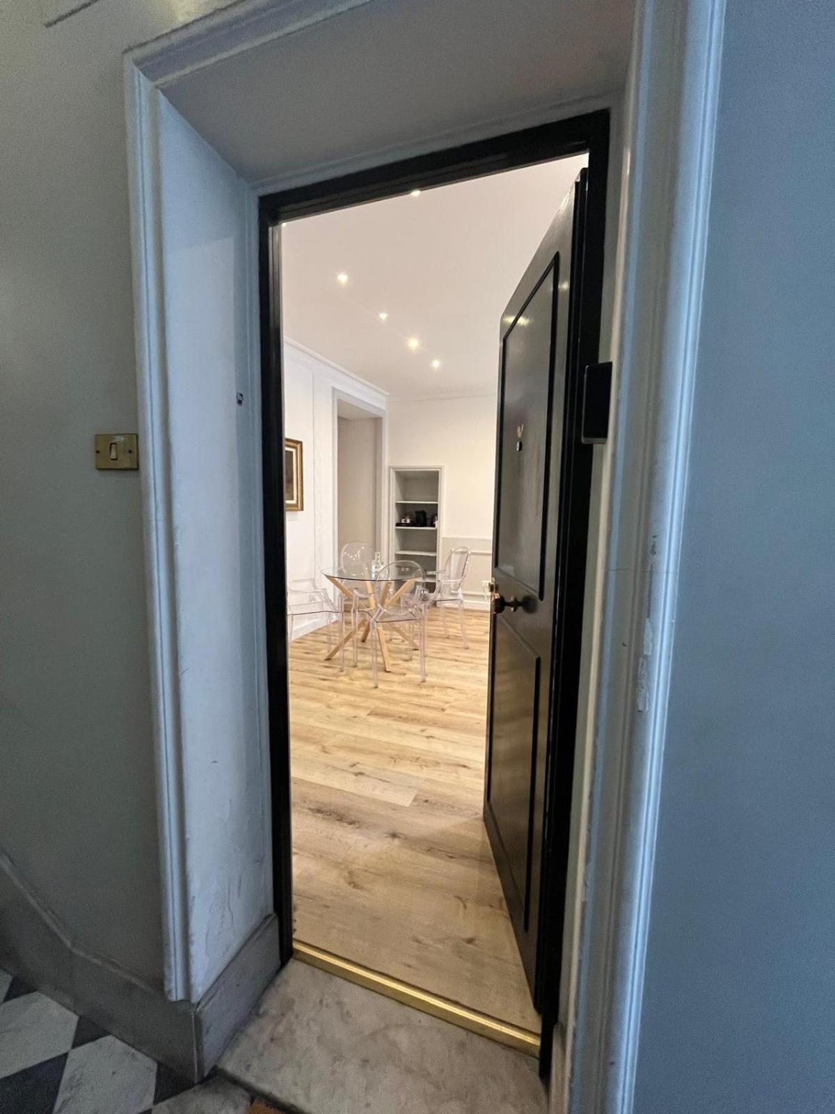 Crispi 30 Stylish Apartment Ρώμη Εξωτερικό φωτογραφία